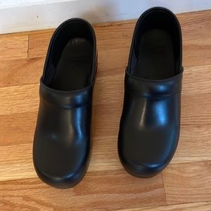 Dansko size 38 black.